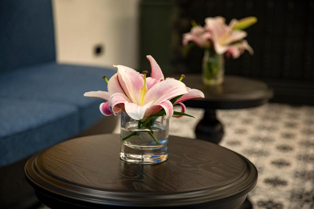 Ha Long Essence Hotel Bagian luar foto